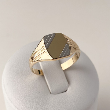 Žluté zlato pánský prsten s detily z bílého zlata